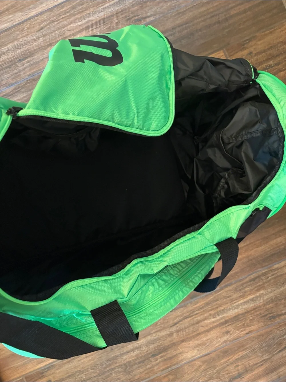 NWOT Wilson All Gear Pickleball Duffel Bag